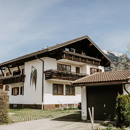 Gästehaus Alpenhorst-3